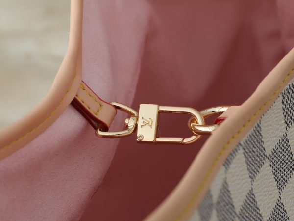 LV Hobo Bag M57857 BC