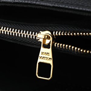 LV Pochette Métis East West Bag M26456 BC