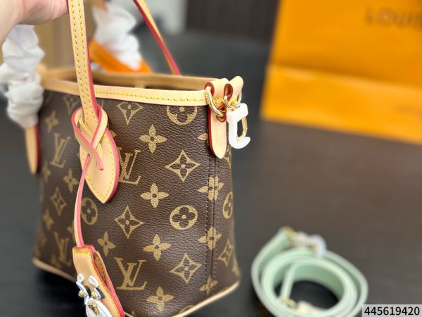 LV Neverfull BB Bag C2301450