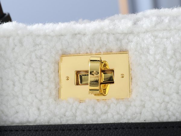 LV Grained Calfskin Shearling On My Side M20014-M21024 BC