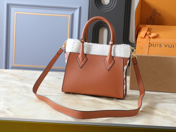 LV Grained Calfskin Shearling On My Side M20014-M21024 BC