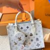 LV OnTheGo BB Monogram Bag C2301450