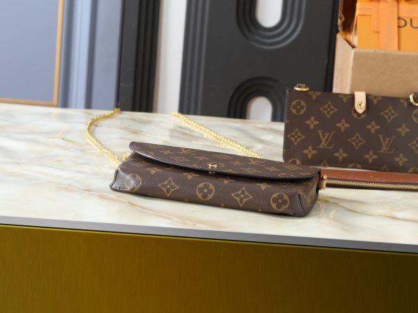 LV Wallet On Chain Trotter M27242 BC LV Wallet On Chain Trotter M27242 BC