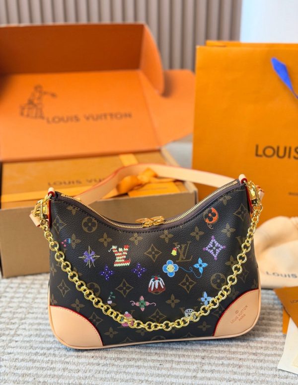 LV Boulogne Monogram C2301450