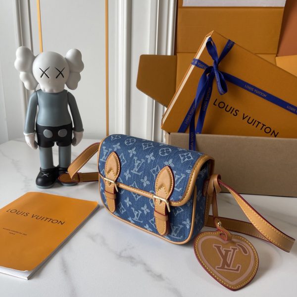 LV Satchel Wearable Wallet M2A647-M2A259-1 BC