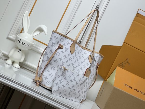 LV Neverfull Ski Monogram M3A288 BC