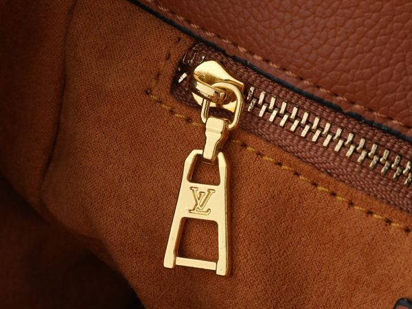 LV Grained Calfskin Shearling On My Side M20014-M21024 BC