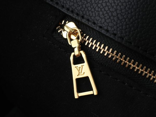 LV Grained Calfskin Shearling On My Side M20014-M21024 BC