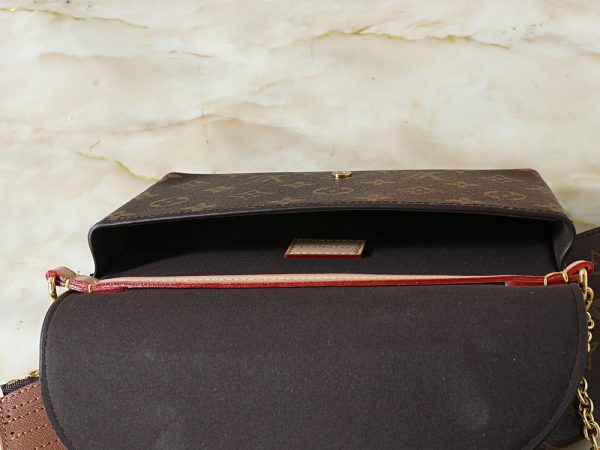 LV Wallet On Chain Trotter M27242 BC LV Wallet On Chain Trotter M27242 BC
