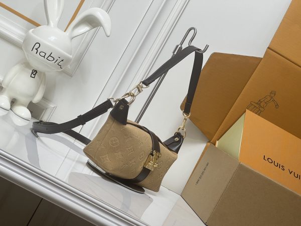 LV Pochette Mia Beige Suede Bag M2A252 BC