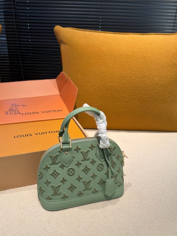 LV Alma BB Bag C2301850