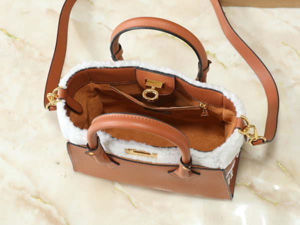 LV Grained Calfskin Shearling On My Side M20014-M21024 BC
