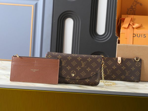LV Wallet On Chain Trotter M27242 BC LV Wallet On Chain Trotter M27242 BC