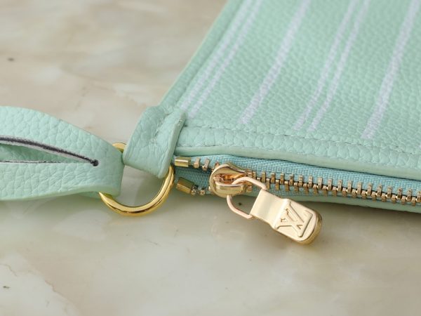 LV Neverfull Inside Out MM Bag M2A465-M2A466 BC