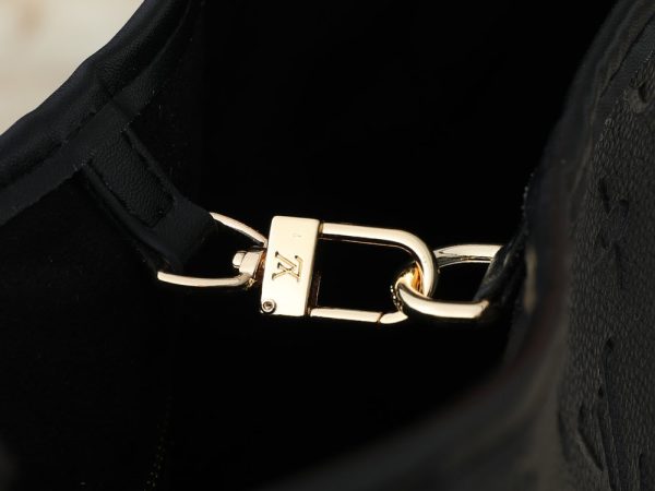 LV Hobo Bag M57857 BC
