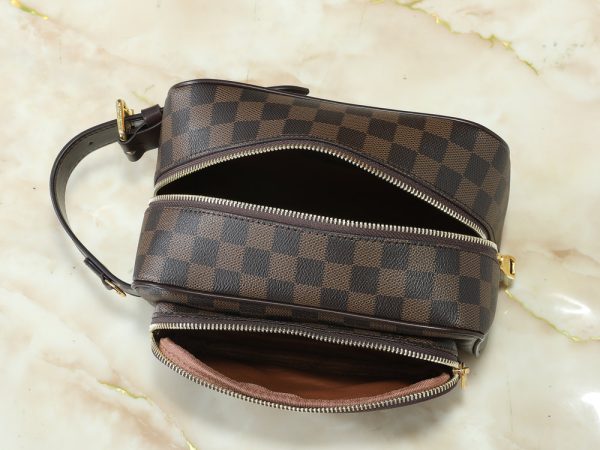 LV Locker Dopp Kit Cargo M2A501 BC