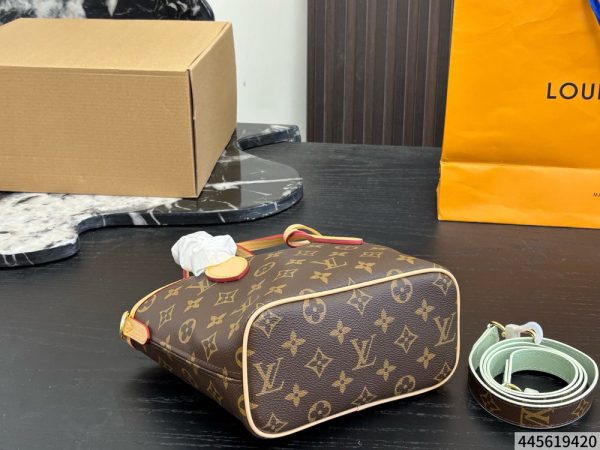 LV Neverfull BB Bag C2301450