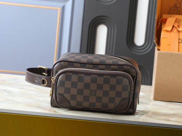 LV Locker Dopp Kit Cargo M2A501 BC