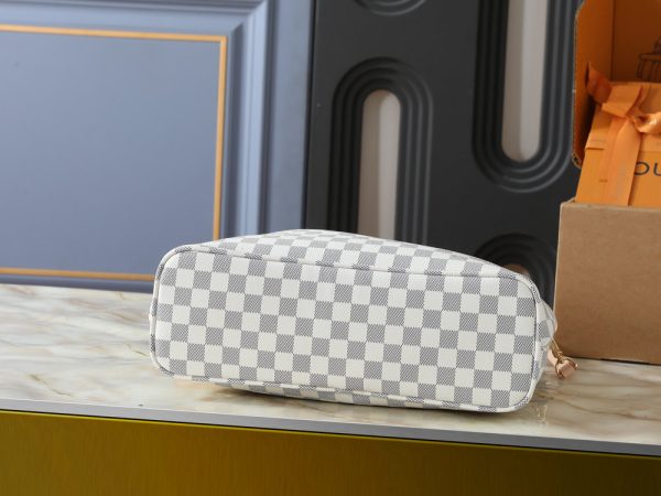 LV Hobo Bag M57857 BC