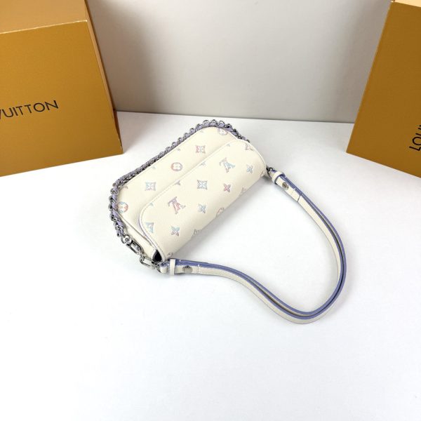 LV Wallet On Chain Ivy Bag M29770 BC