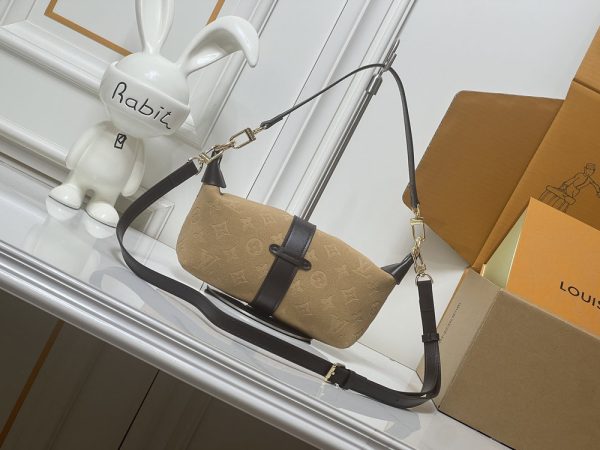 LV Pochette Mia Beige Suede Bag M2A252 BC