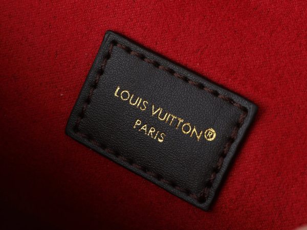 LV Wallet On Chain Trotter Bag M27242 BC