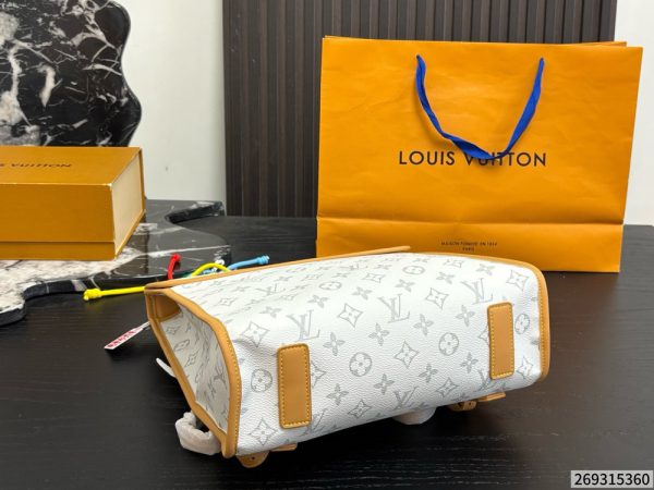LV Multicolor Flap Backpack C2301550