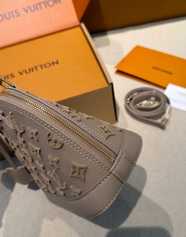 LV Alma BB Bag C2301850