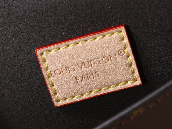 LV Wallet On Chain Trotter M27242 BC LV Wallet On Chain Trotter M27242 BC