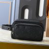 LV Locker Dopp Kit Cargo M2A501 BC
