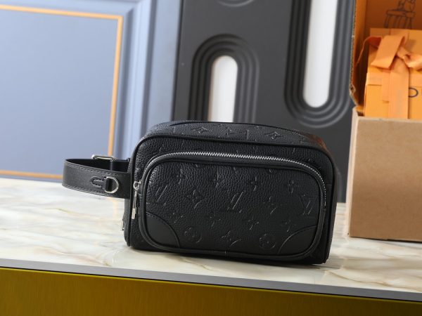 LV Locker Dopp Kit Cargo M2A501 BC