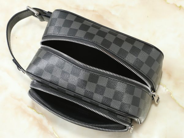 LV Locker Dopp Kit Cargo M2A501 BC