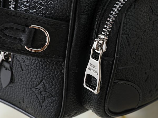 LV Locker Dopp Kit Cargo M2A501 BC
