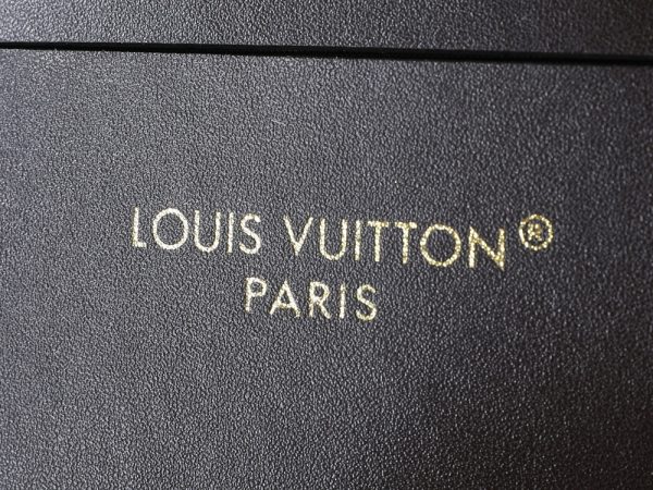 LV Wallet On Chain Ivy M2A367 BC