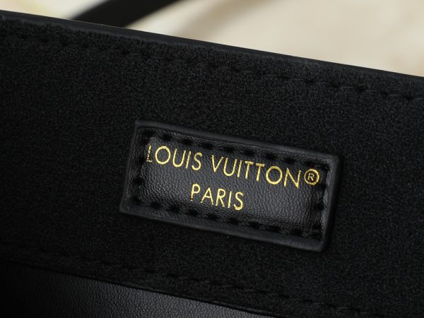 LV Capucines Mini Bag M29613-M29612 BC
