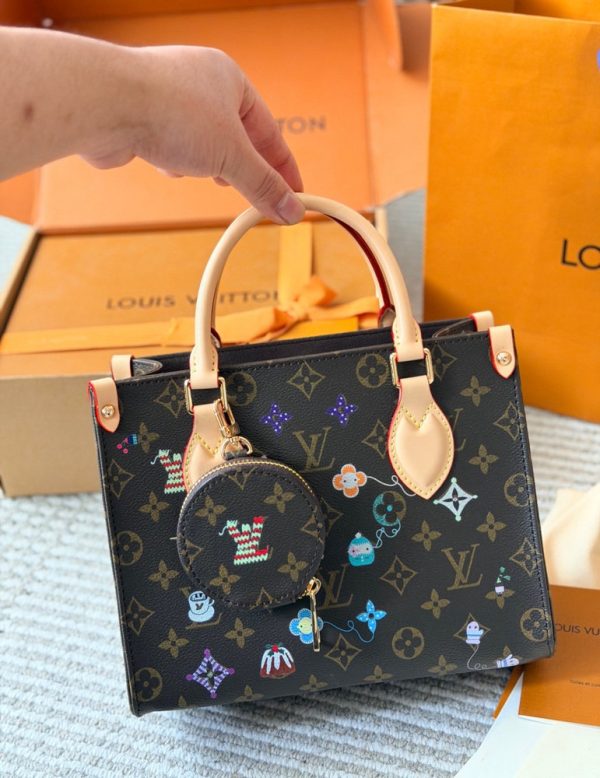 LV OnTheGo BB Monogram Bag C2301450